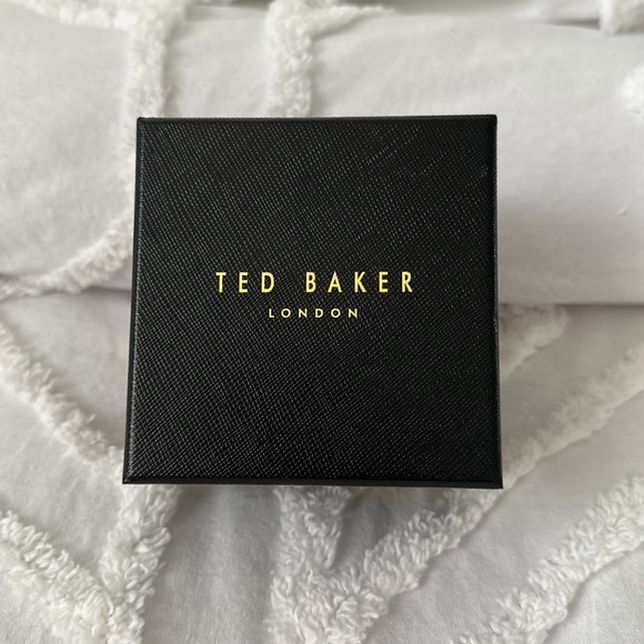 Ted Baker London Mesh Strap Gold Watch - Picture 10 of 10